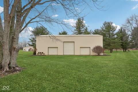 Barn — 2579 Cardinal Drive, Pittsboro, IN