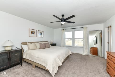 Bedroom at 916 Alba Drive, Lebanon, IN
