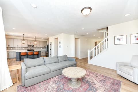 Living room at 916 Alba Drive, Lebanon, IN