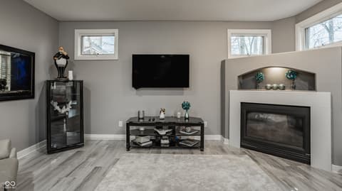 Living room at 4548 Chase Oak Court, Zionsville, IN