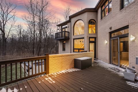 Outdoor living area at 4548 Chase Oak Court, Zionsville, IN