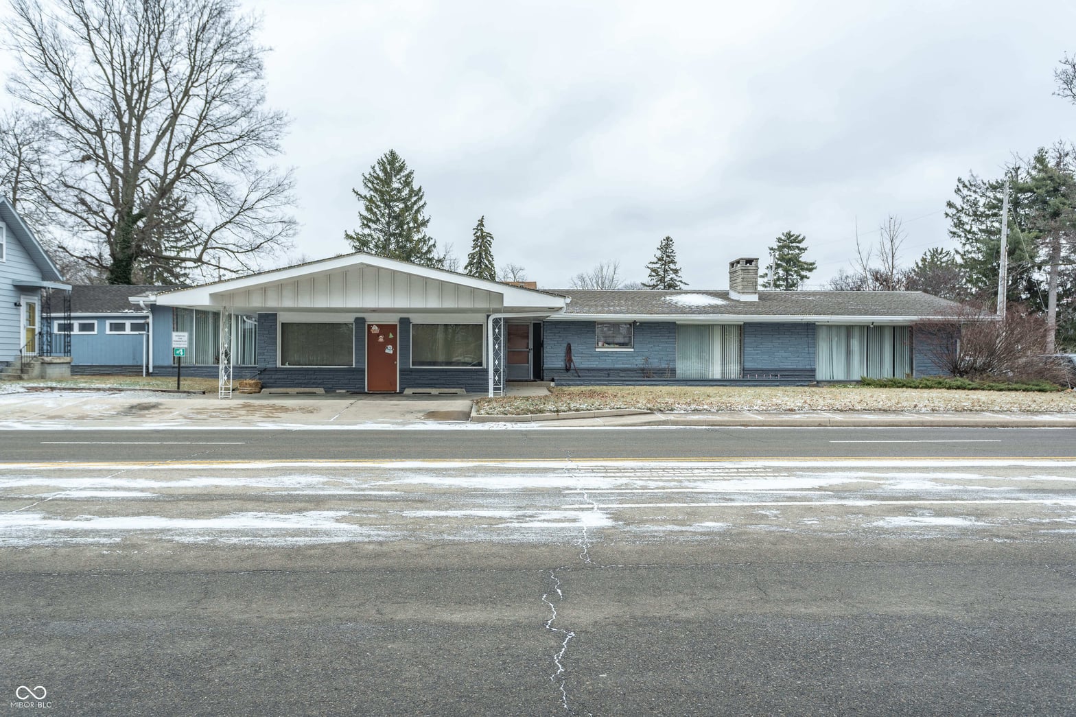 Photo of 225 College Drive, Anderson, IN