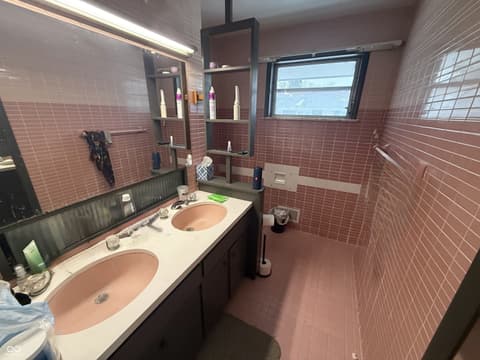 Photo of 225 College Drive, Anderson, IN