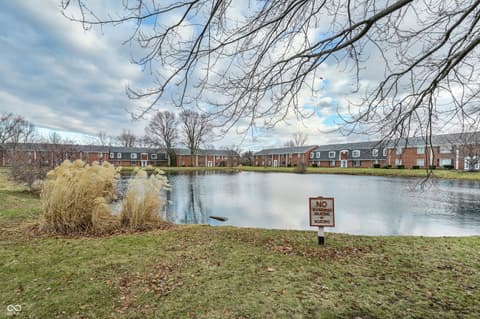 Photo of 851 Indigo Way, Indianapolis, IN