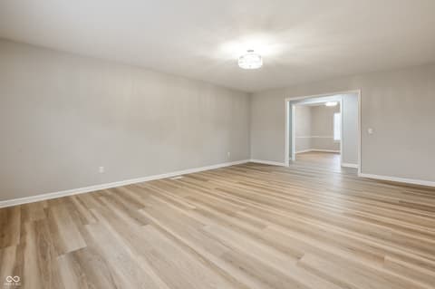 Photo of 851 Indigo Way, Indianapolis, IN
