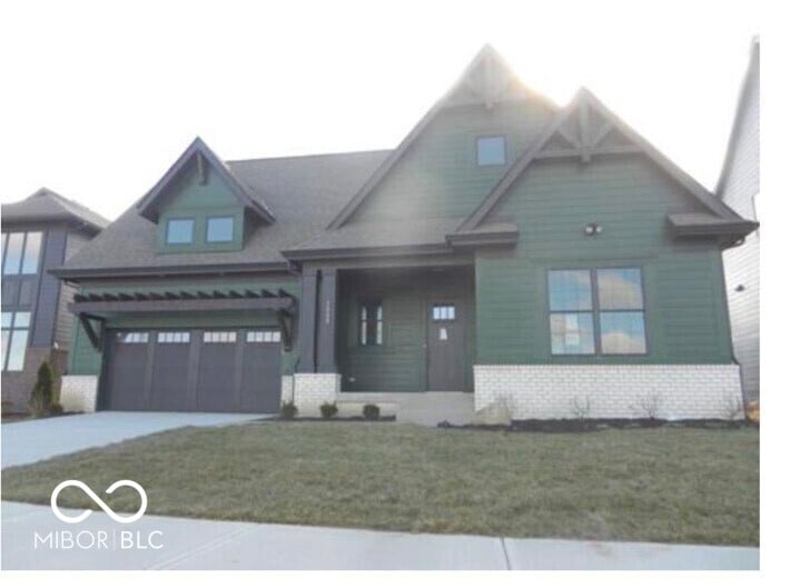 Front exterior at 1443 Beaumont Circle, Westfield, IN