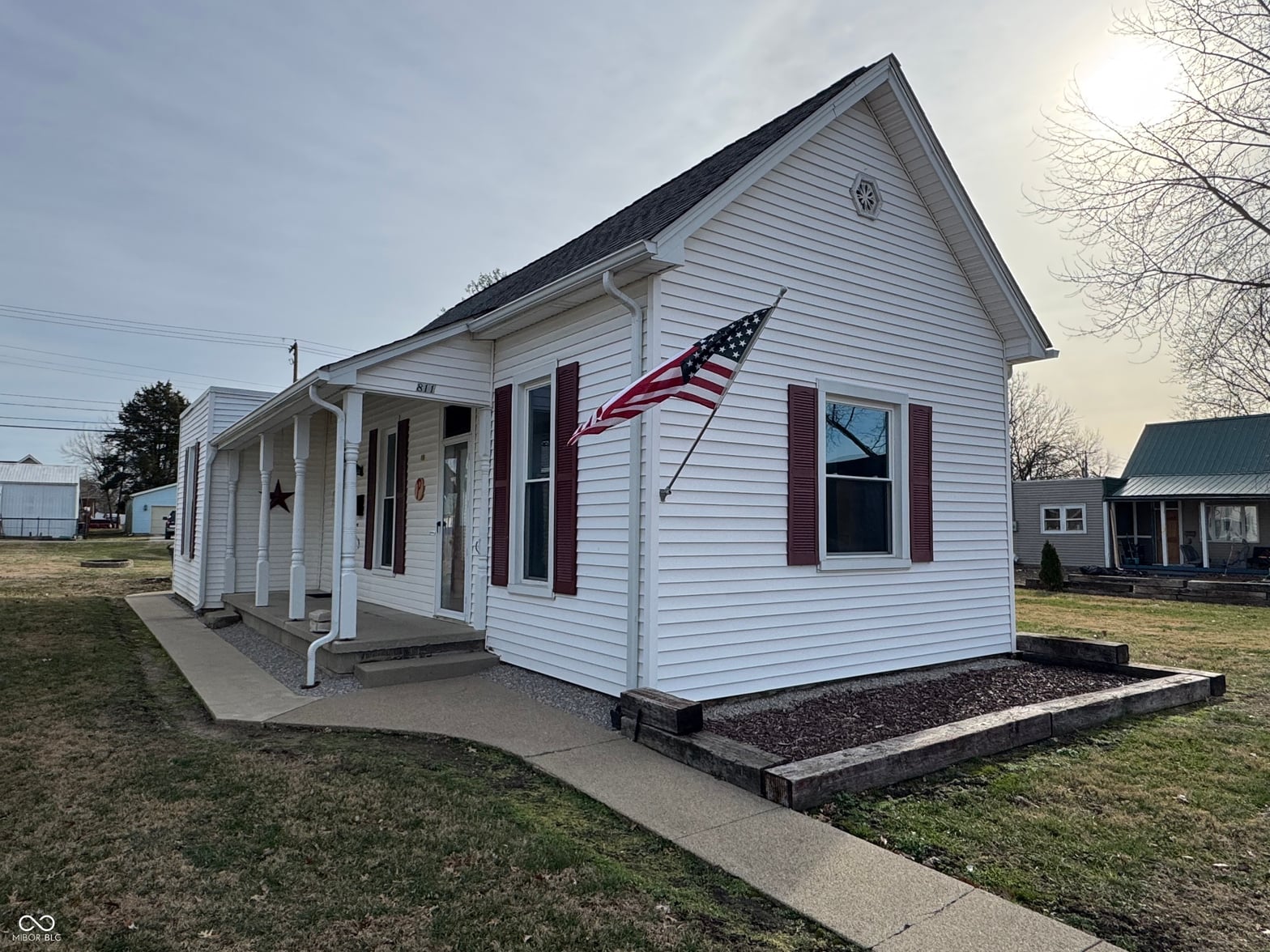 Photo of 811 S Poplar Street, Seymour, IN