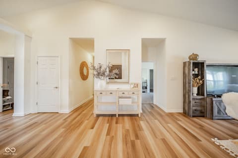 Primary bedroom at 16592 Branham Drive, Fishers, IN
