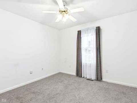 Photo of 1641 Grindstone Way, Greenfield, IN