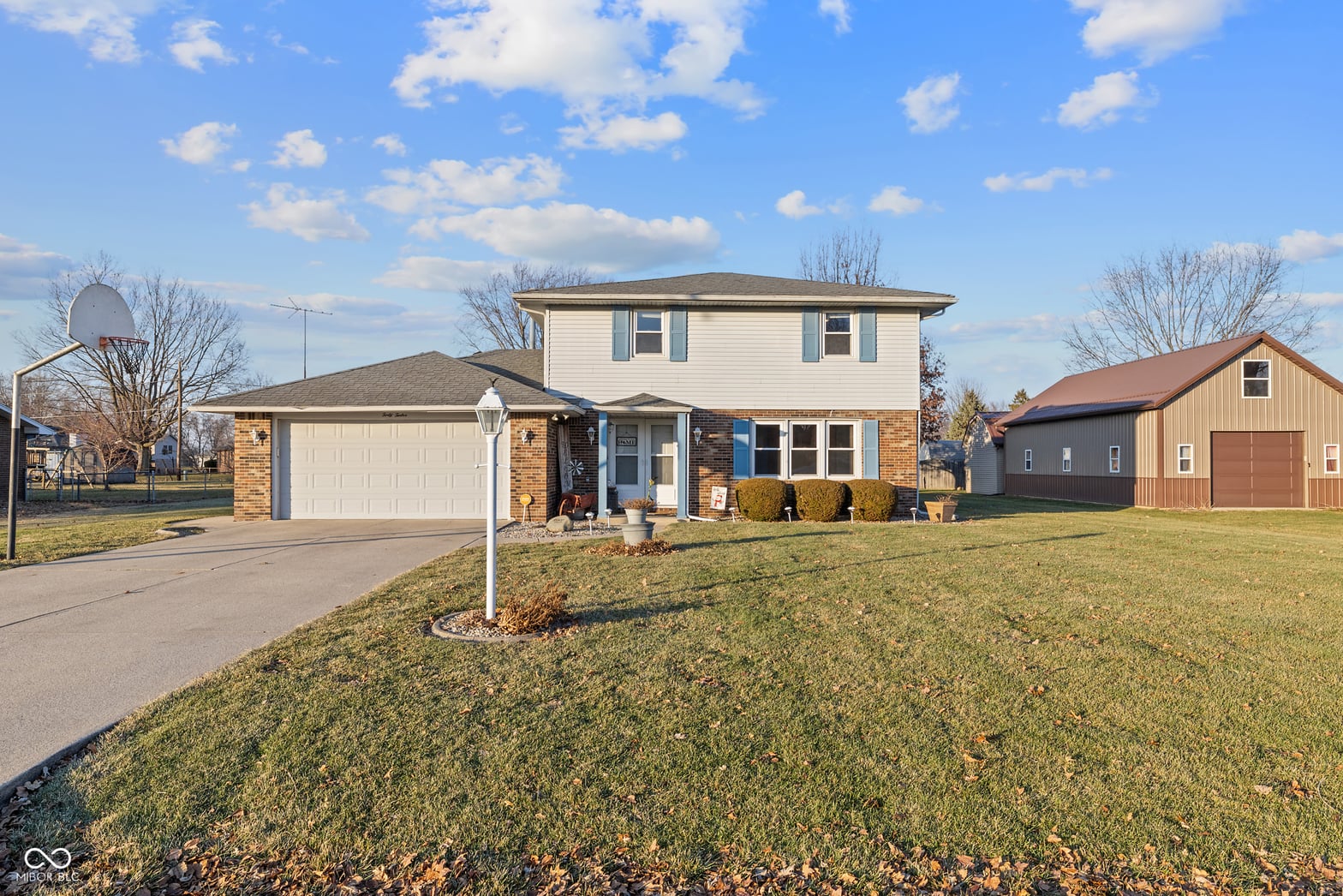 Front exterior at 4012 Colonial Drive, Anderson, IN