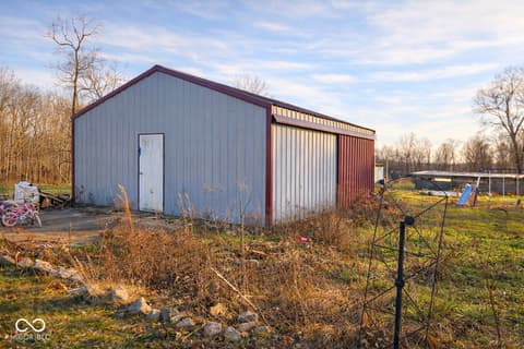 Photo of 3375 W County Road 850 S, Commiskey, IN