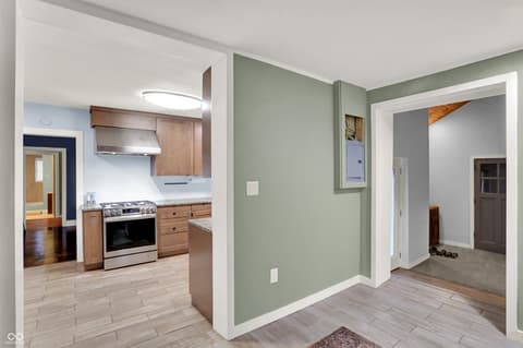 Photo of 3715 Governors Road, Indianapolis, IN