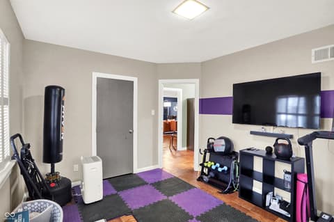 Photo of 3715 Governors Road, Indianapolis, IN
