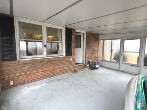 Outdoor living area at 970 E North Street, Mays, IN