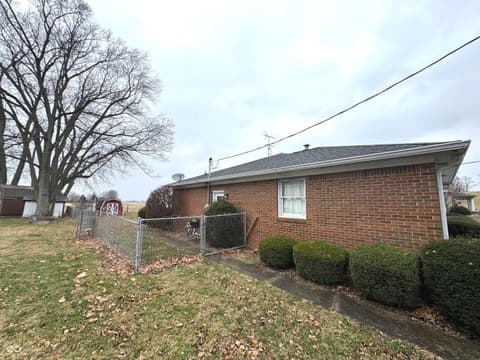 Side exterior at 970 E North Street, Mays, IN