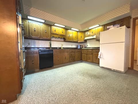 Kitchen at 970 E North Street, Mays, IN