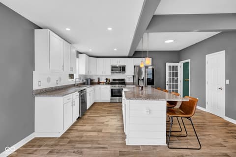 Photo of 365 W 26th Street, Indianapolis, IN