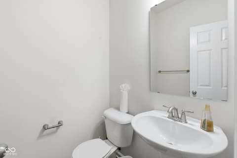 Photo of 4298 Red Barn Drive, Whitestown, IN