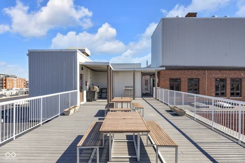 Community — 430 N Park Avenue, Indianapolis, IN