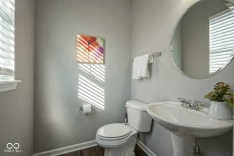 Photo of 2923 W New York Street, Indianapolis, IN