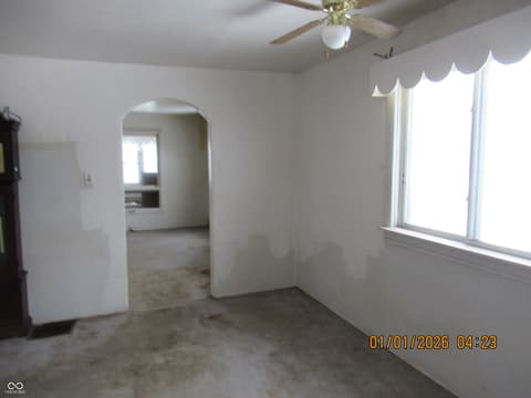 Photo of 905 W 4th Street, Alexandria, IN