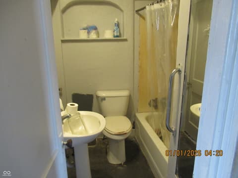 Photo of 905 W 4th Street, Alexandria, IN