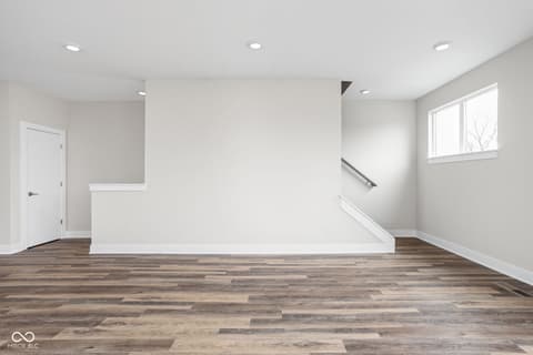 Bonus room at 449 Shade Street, Carmel, IN