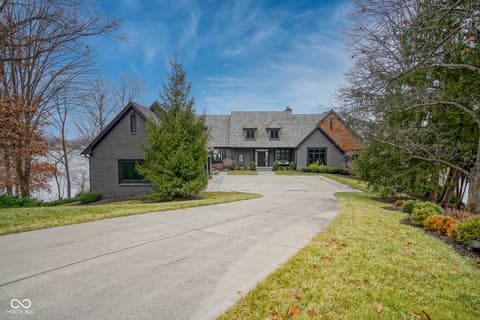 8558 Clew Court