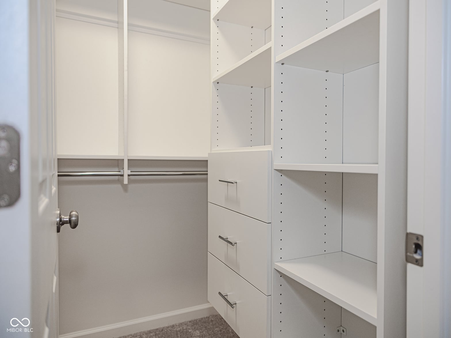 Walk In Closets