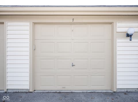 Garage at 12517 Timber Creek Drive, Carmel, IN