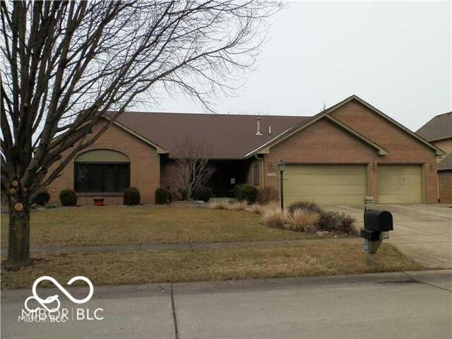 Front exterior at 4918 Palomino Trail, Indianapolis, IN