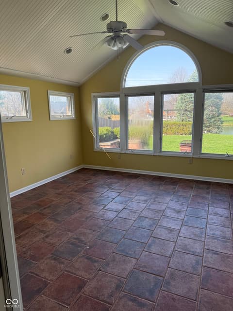 Bonus room at 4918 Palomino Trail, Indianapolis, IN