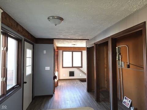 Photo of 212 W Burnside Avenue, Fairland, IN