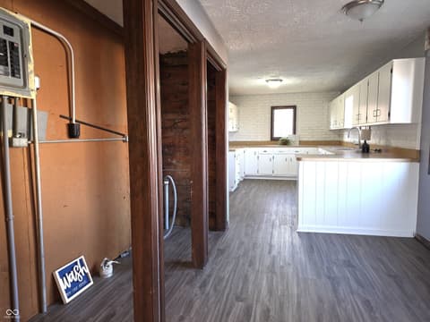 Photo of 212 W Burnside Avenue, Fairland, IN