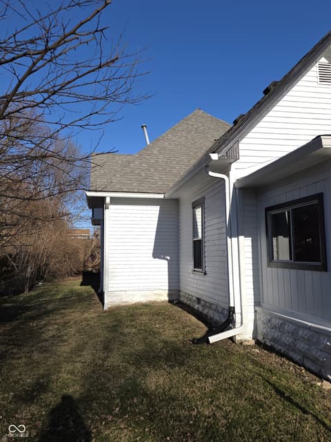 Photo of 212 W Burnside Avenue, Fairland, IN