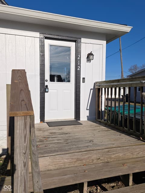 Photo of 212 W Burnside Avenue, Fairland, IN