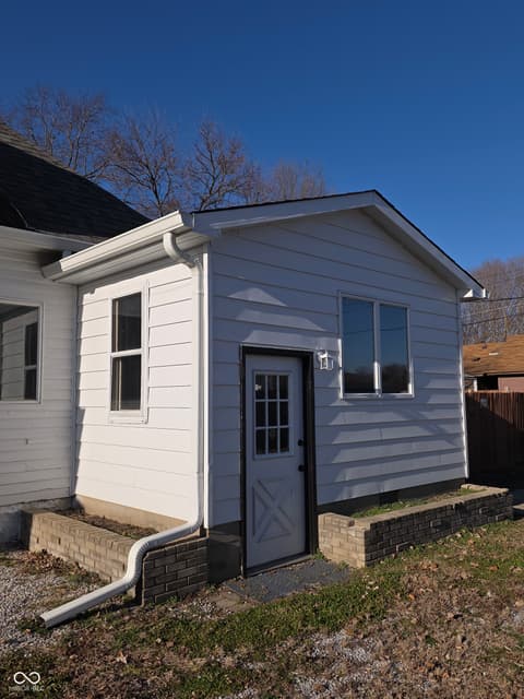 Photo of 212 W Burnside Avenue, Fairland, IN