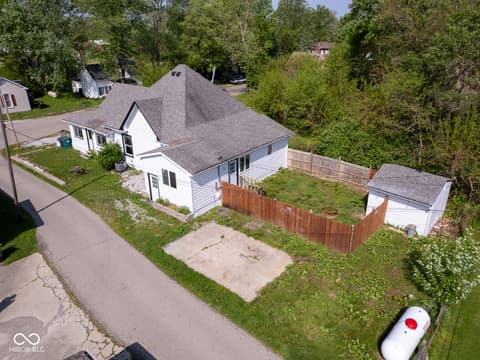 Photo of 212 W Burnside Avenue, Fairland, IN