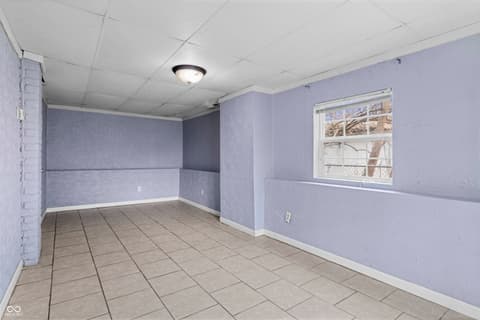 Den — 1736 N Graham Avenue, Indianapolis, IN