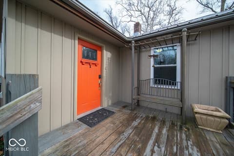 Photo of 7929 White River Drive, Indianapolis, IN