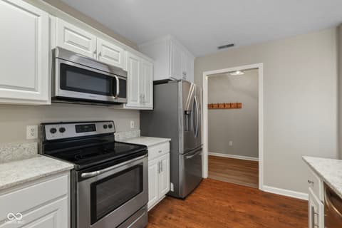 Photo of 2712 Reflection Way, Greenwood, IN