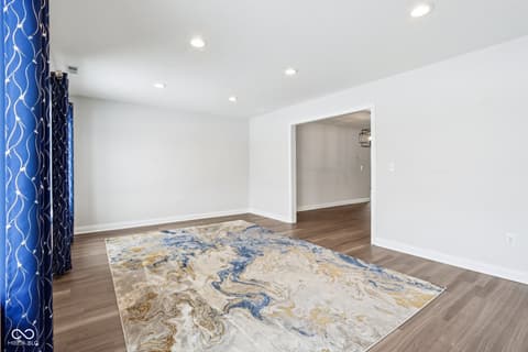 Family room at 154 Asbury Drive, Anderson, IN