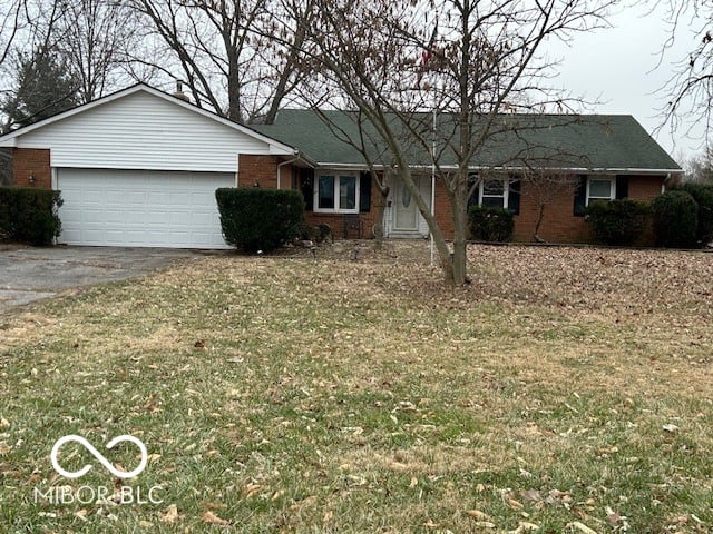 Photo of 3407 N County Road 925 E, Hope, IN