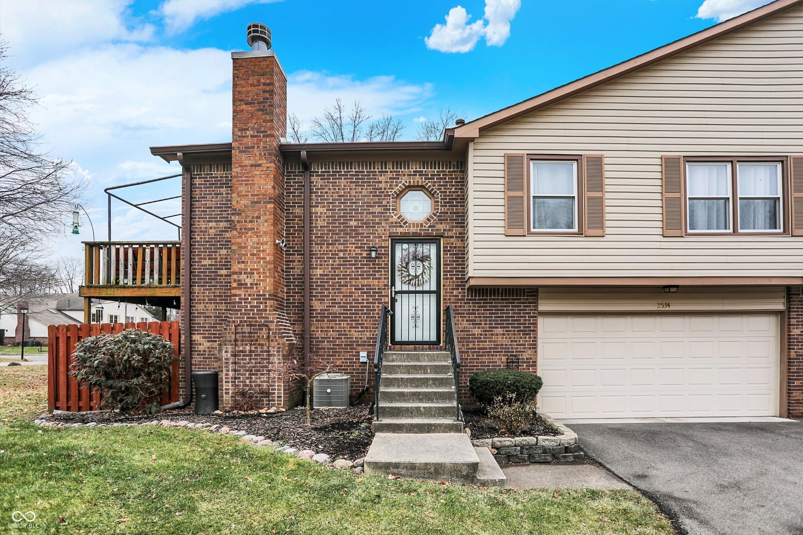 Photo of 2534 N Willow Way, Indianapolis, IN