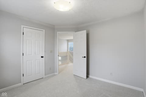 Photo of 6385 Hillview Circle, Fishers, IN