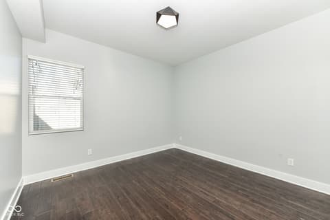 Photo of 2130 Woodlawn Avenue, Indianapolis, IN