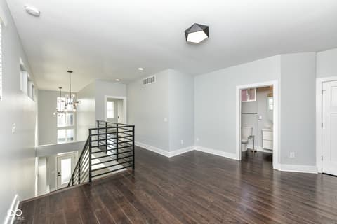 Photo of 2130 Woodlawn Avenue, Indianapolis, IN