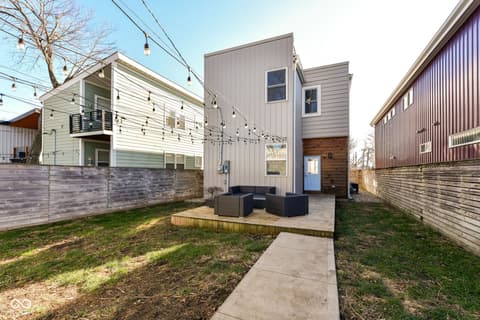 Photo of 2130 Woodlawn Avenue, Indianapolis, IN