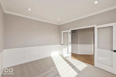 Photo of 952 Apryl Drive, Greenwood, IN