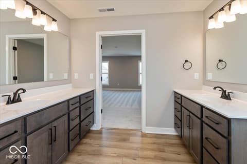 Photo of 952 Apryl Drive, Greenwood, IN